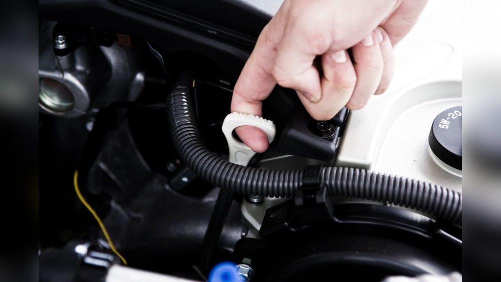 Should I Check My Car Oil Hot Or Cold